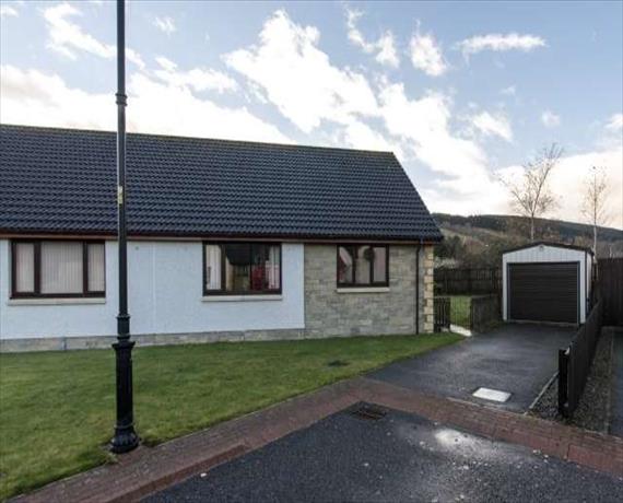 3 Bedroom Semi-Detac...